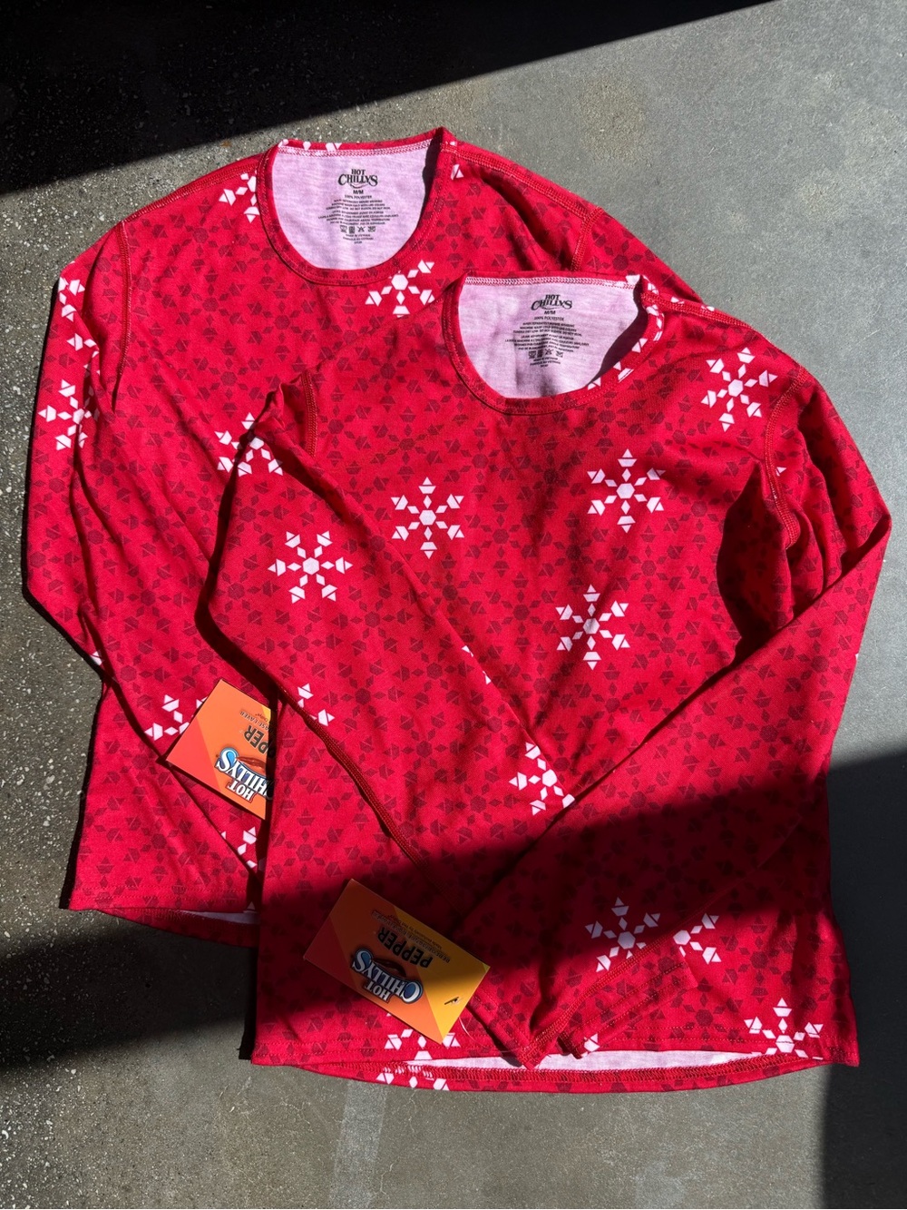 2 Chili Pepper Thermal Long-Sleeve Shirts, Size Medium, NWT